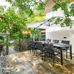 Im Wald Chalet