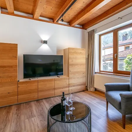 Im Wald Horská chata *